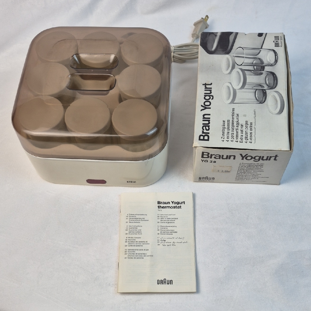 Vintage Braun YG-2 Yogurt Maker Type 4-633 with 12 Glass Jars - Works